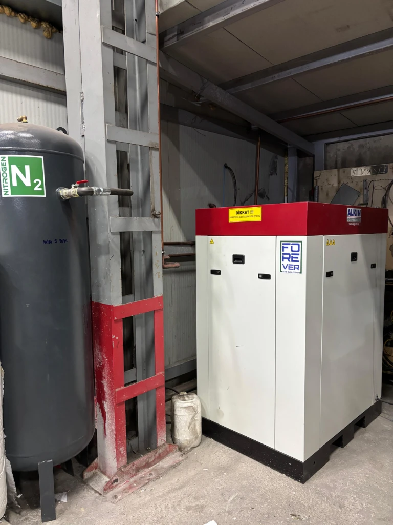 High-purity Forever Nitrogen Generator for laser cutting.