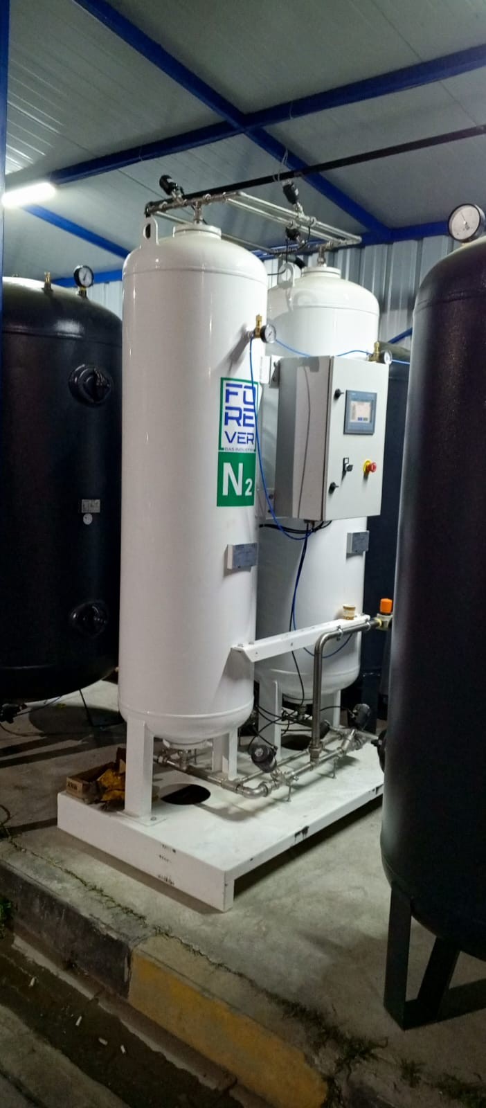 A nitrogen generator has been installed at the heat treatment facility.